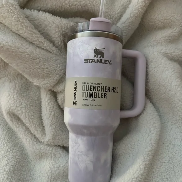 Stanley Wisteria Purple Tie Dye Tumbler 40oz Quencher New Limited Edition Target - Picture 6 of 7